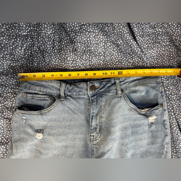 M Jeans by Maurices High Rise Blue Patchwork Jeans - Picture 4 of 5